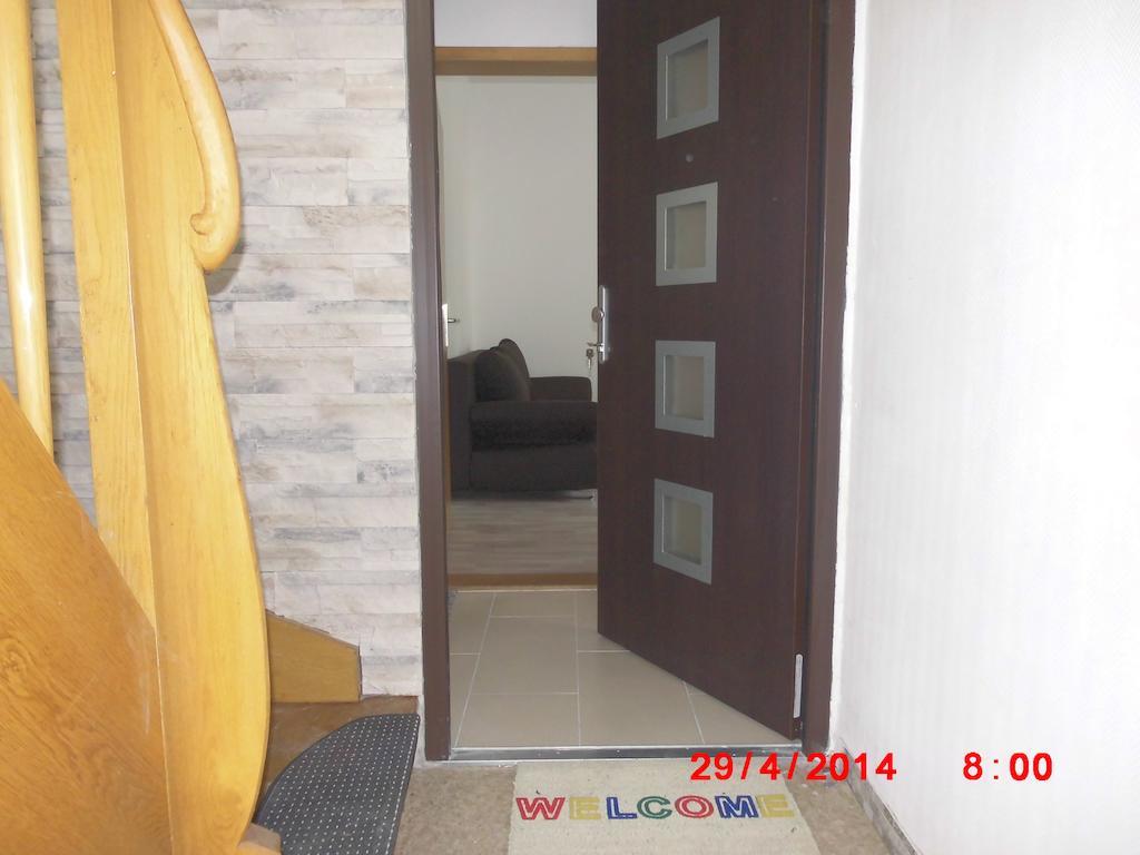 Frankfurt Airport & Fair Apartment Kelsterbach Habitación foto