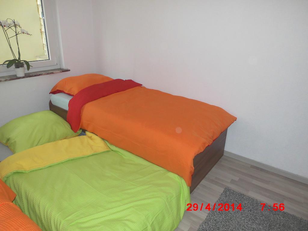 Frankfurt Airport & Fair Apartment Kelsterbach Exterior foto